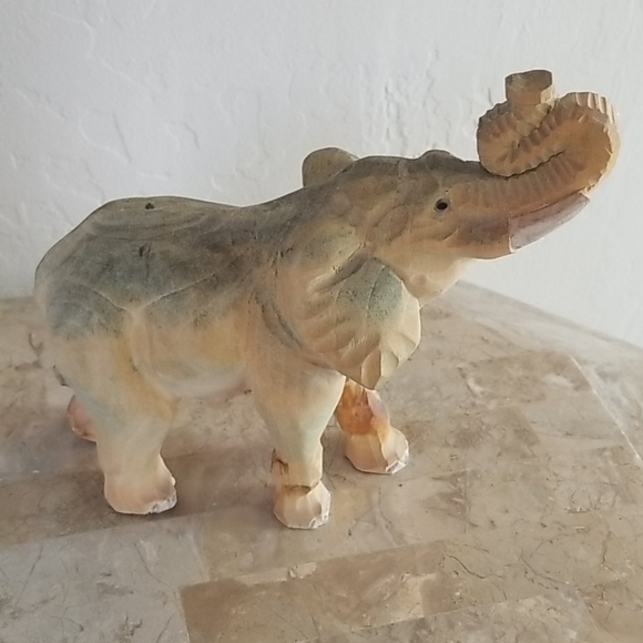 Elephant Sculpture nwot - Picture 1 of 6